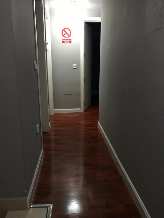 马德里 Chale Barajas Escala酒店 外观 照片